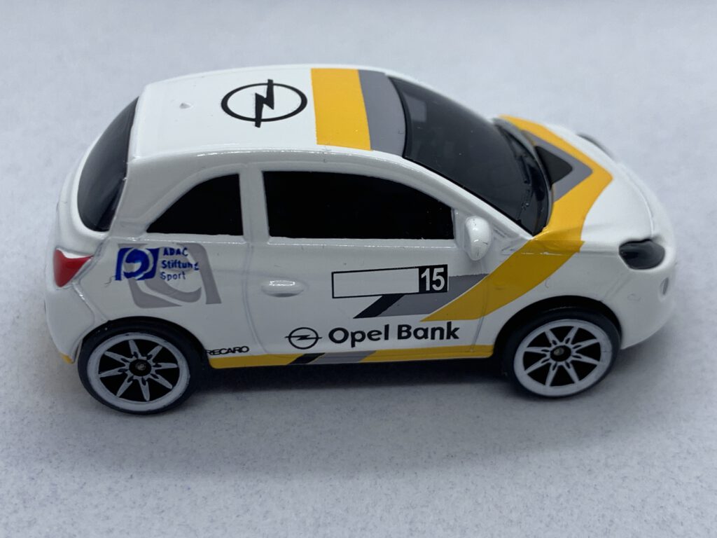 Opel Adam R2