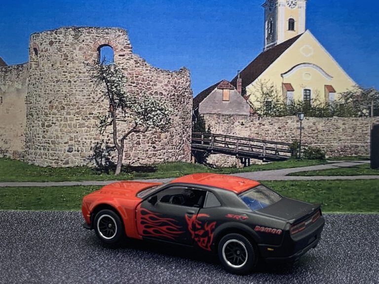 Read more about the article Dodge Challenger Diorama Bilder