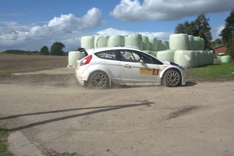 Read more about the article Cimbern Rallye